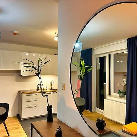 Klimatyczna Hotelowa Kawalerka Varšava Exteriér fotografie