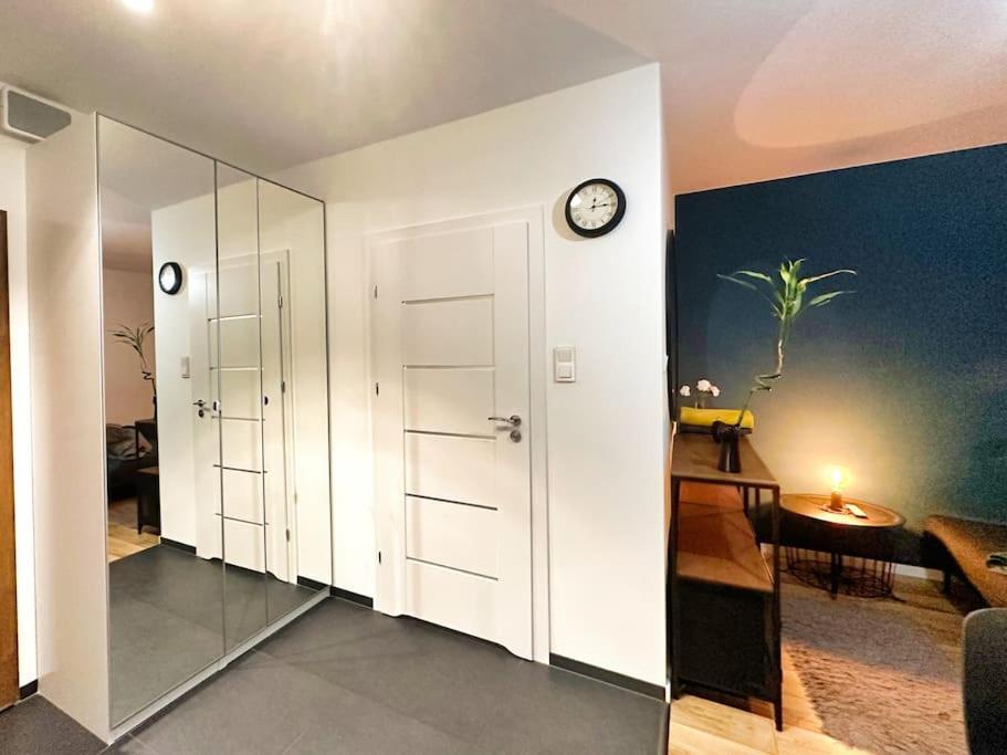 Klimatyczna Hotelowa Kawalerka